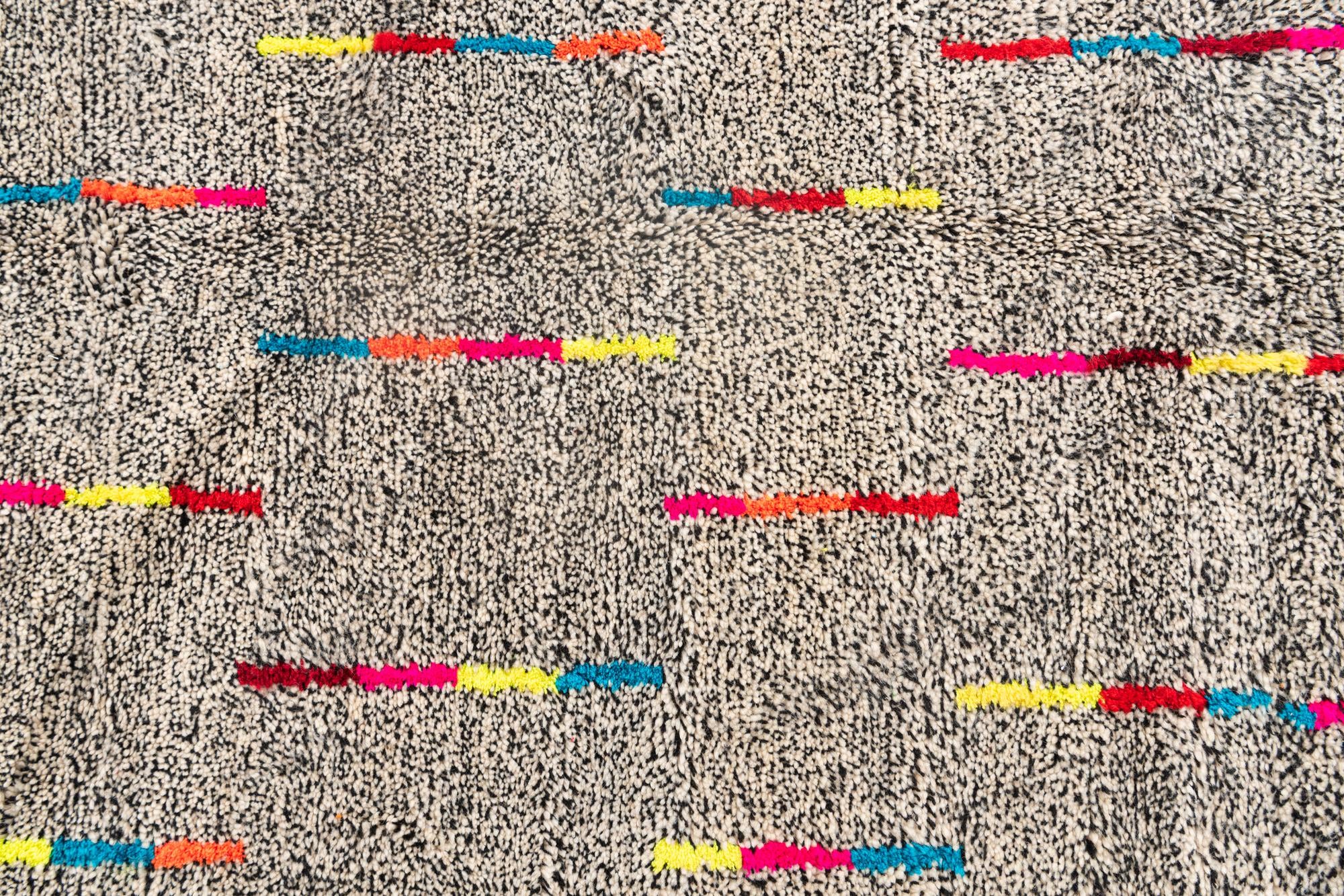 5' x 6' 6 Hand Knotted Moroccan Wool Rug