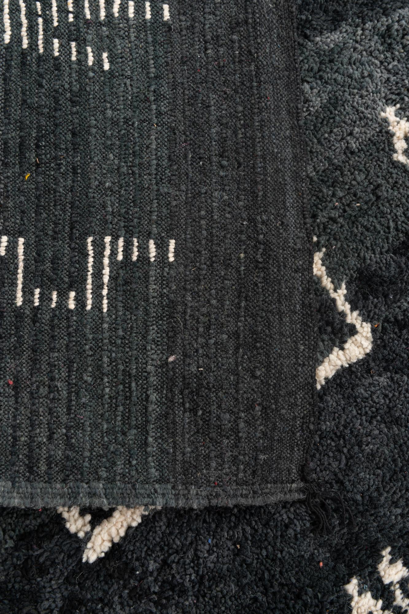 5' 2 x 8' 3 Hand Knotted Moroccan Wool Rug