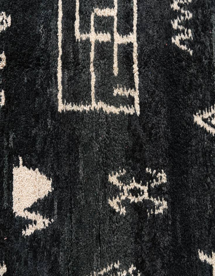 Detail image of 5' 2 x 8' 3  Hand Knotted Moroccan Wool Rug