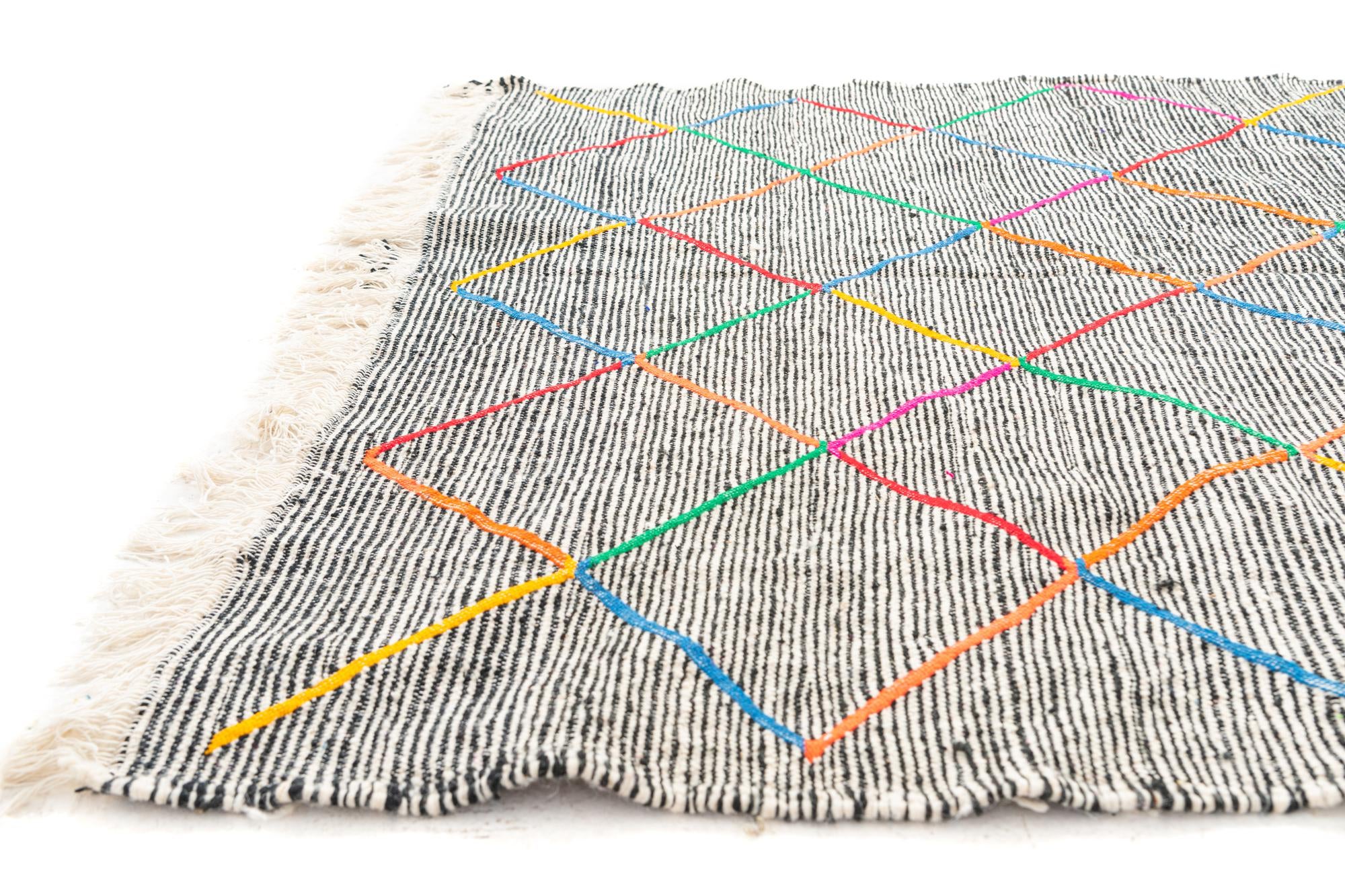 5' x 8' 2 Hand Knotted Moroccan Wool Rug