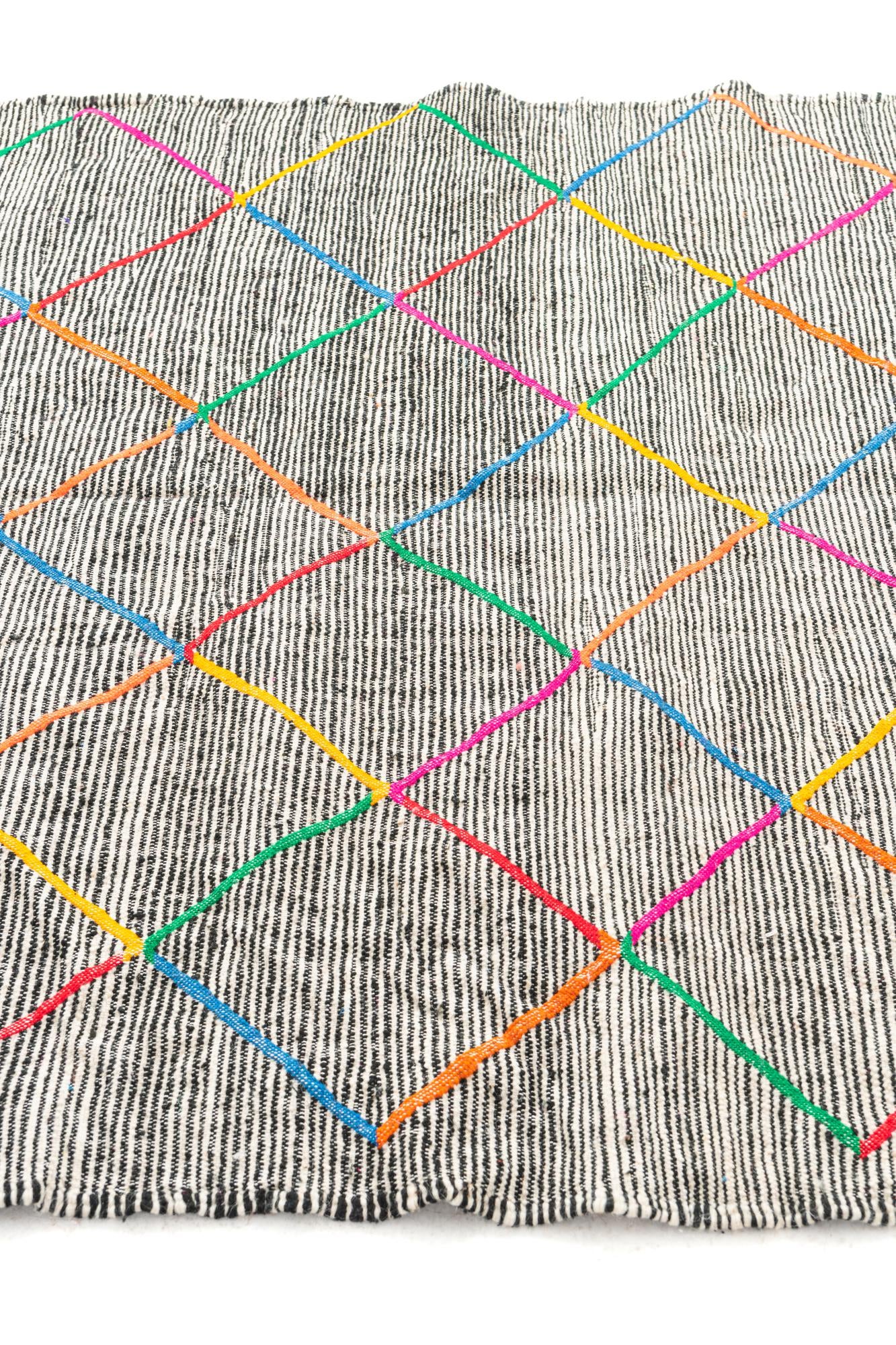 5' x 8' 2 Hand Knotted Moroccan Wool Rug