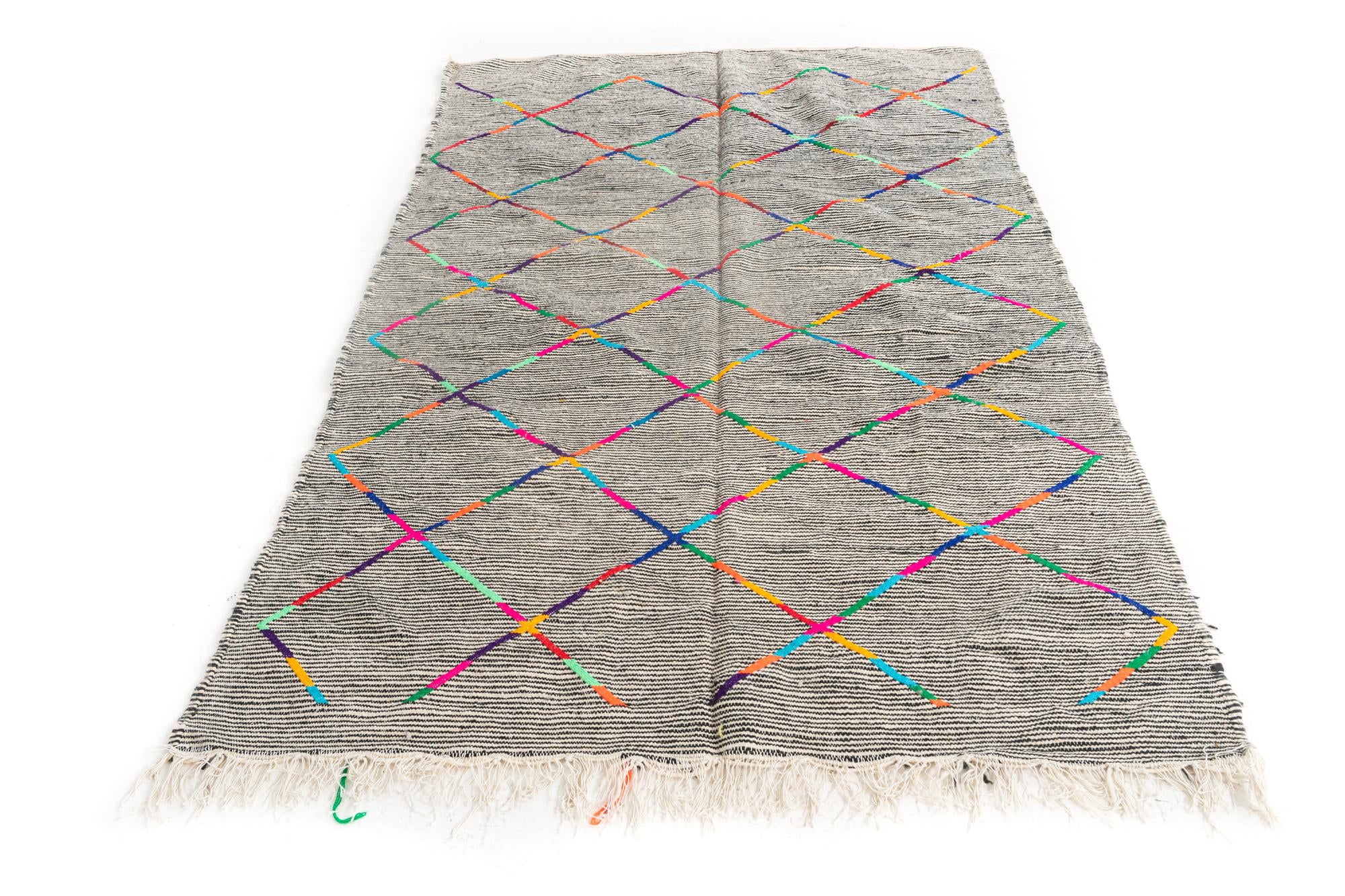 4' 10 x 8' Hand Knotted Moroccan Wool Rug