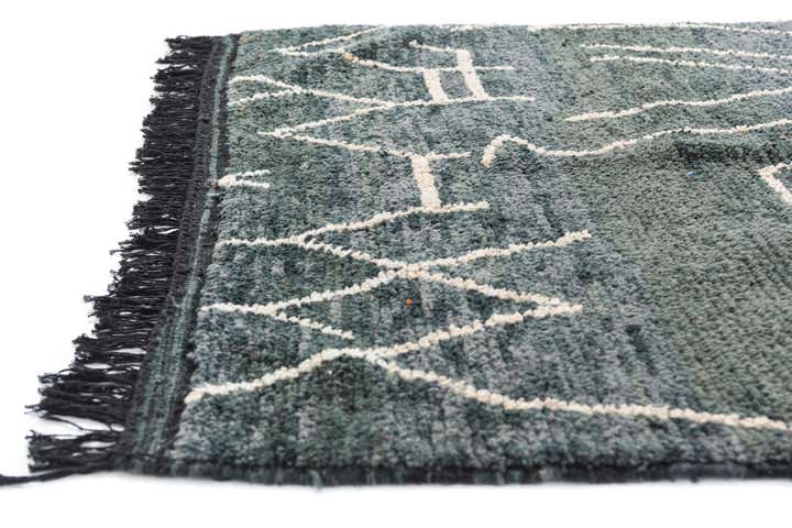 4' 7 x 8' Hand Knotted Moroccan Wool Rug