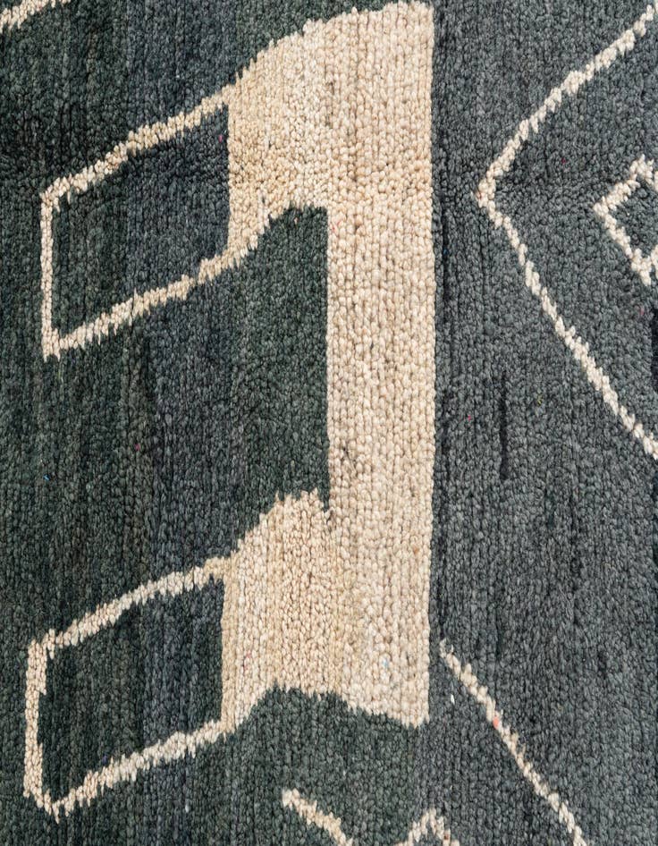Detail image of 4' 7 x 8' Hand Knotted Moroccan Wool Rug