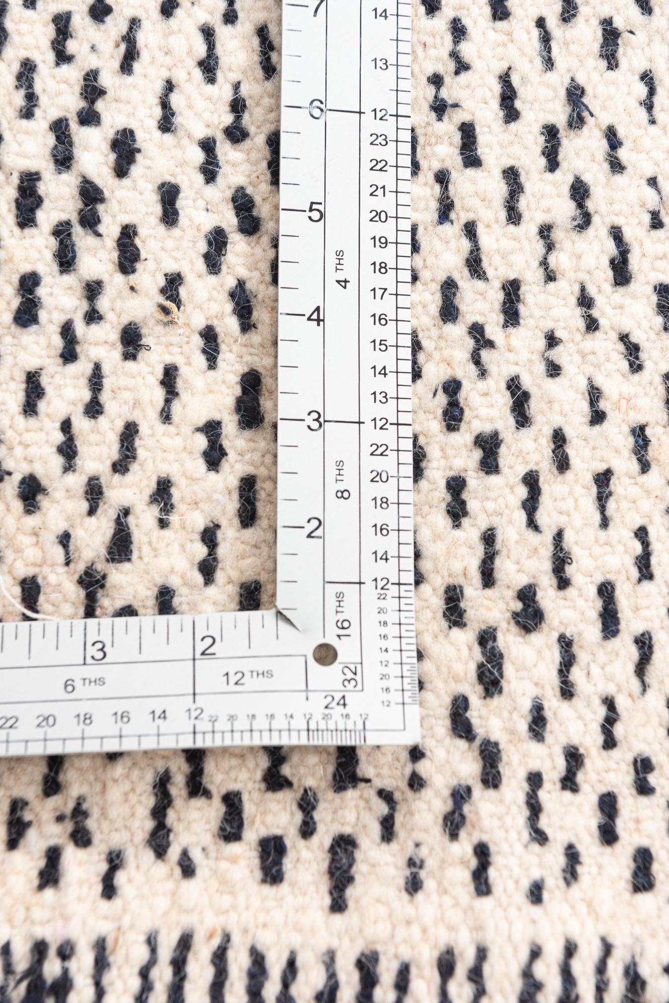 5' 2 x 9' Hand Knotted Moroccan Wool Rug