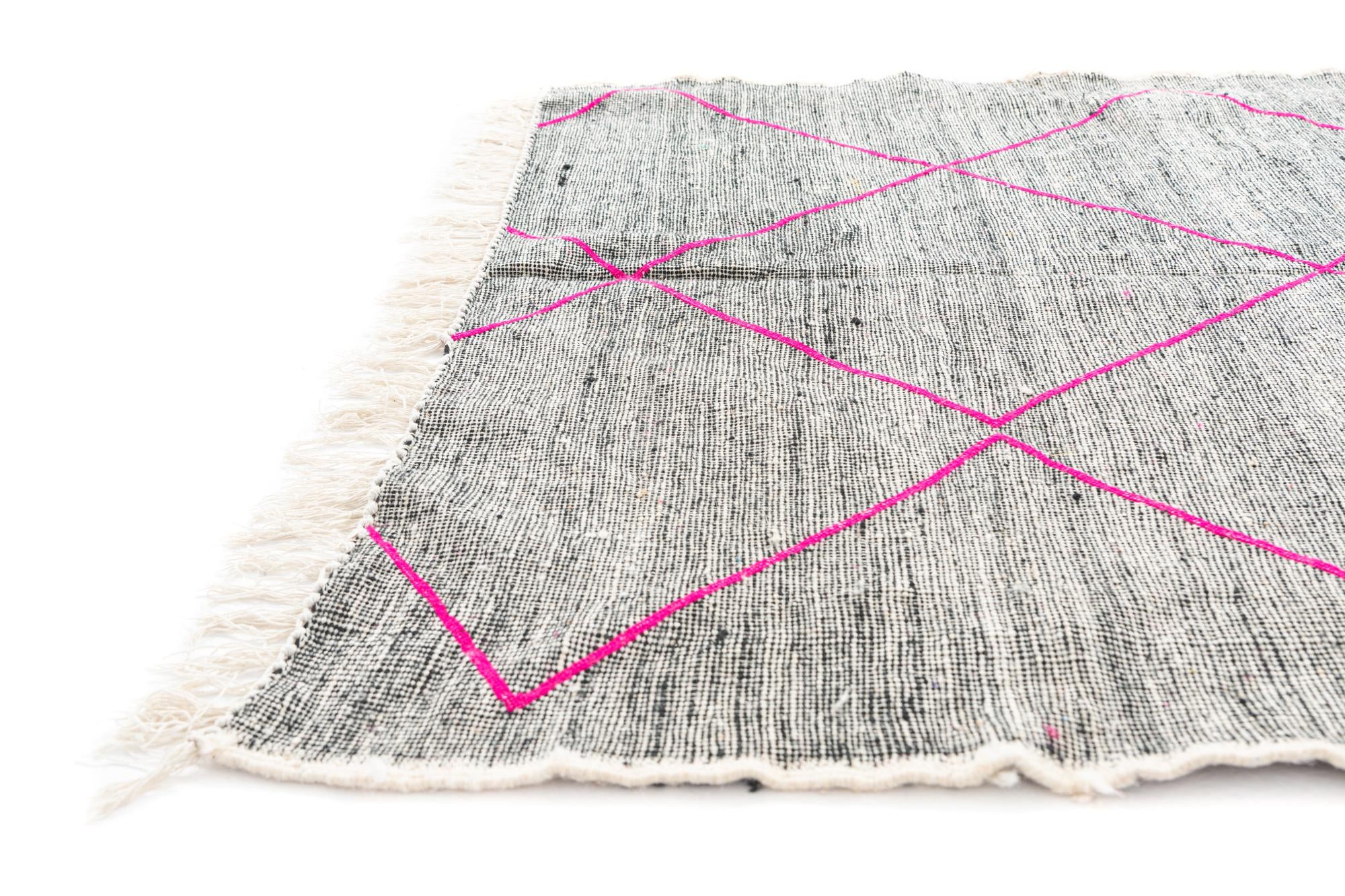 5' x 7' 8 Hand Knotted Moroccan Wool Rug