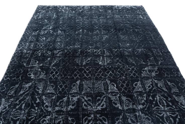 Detail image of 6' x 9' Hand Knotted Moroccan Rug