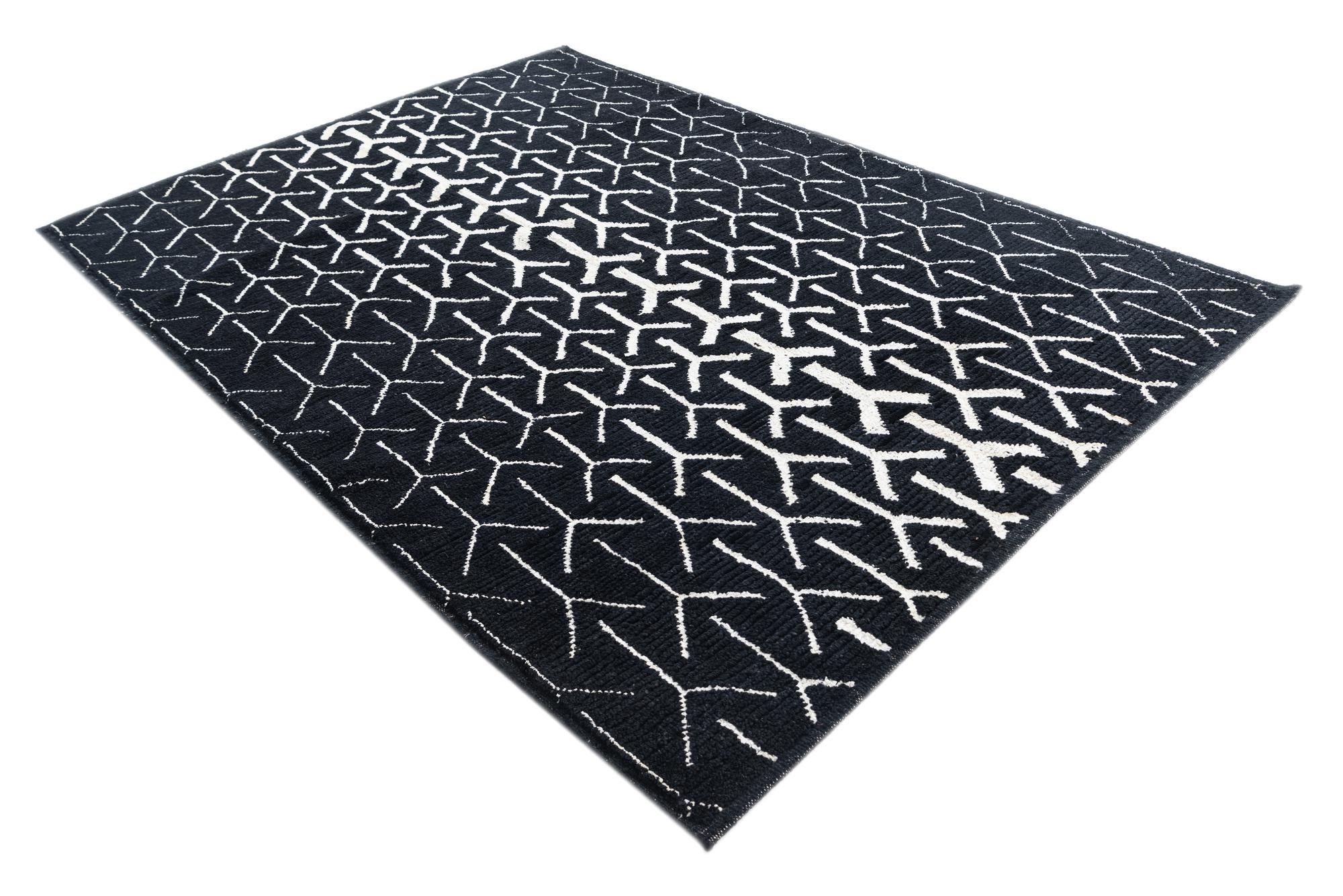5' 10 x 8' 2 Hand Knotted Moroccan Wool Rug