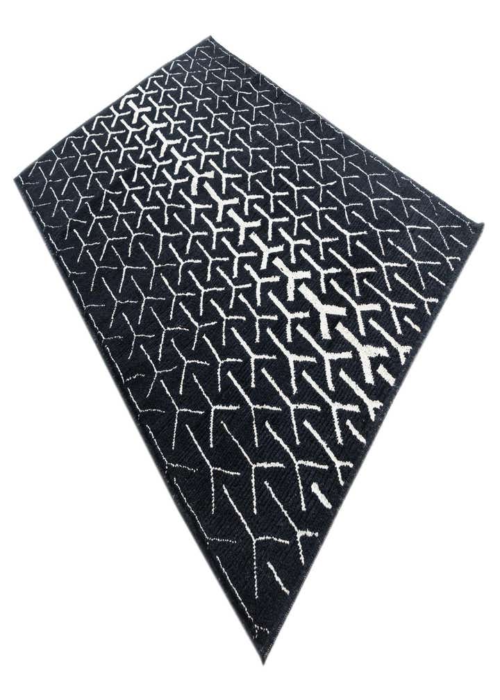 5' 10 x 8' 2 Hand Knotted Moroccan Wool Rug