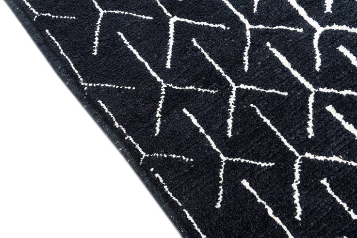 Detail image of 5' 10 x 8' 2 Hand Knotted Moroccan Wool Rug