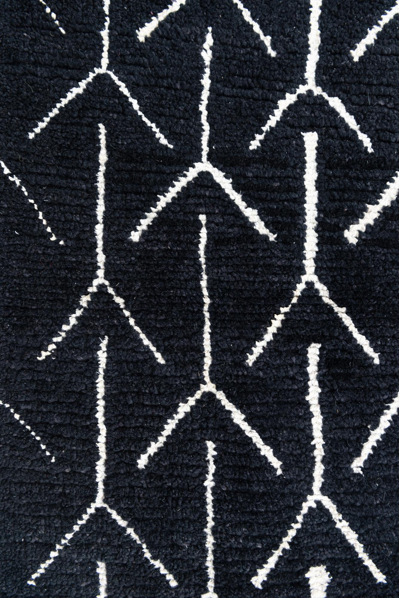 5' 10 x 8' 2 Hand Knotted Moroccan Wool Rug