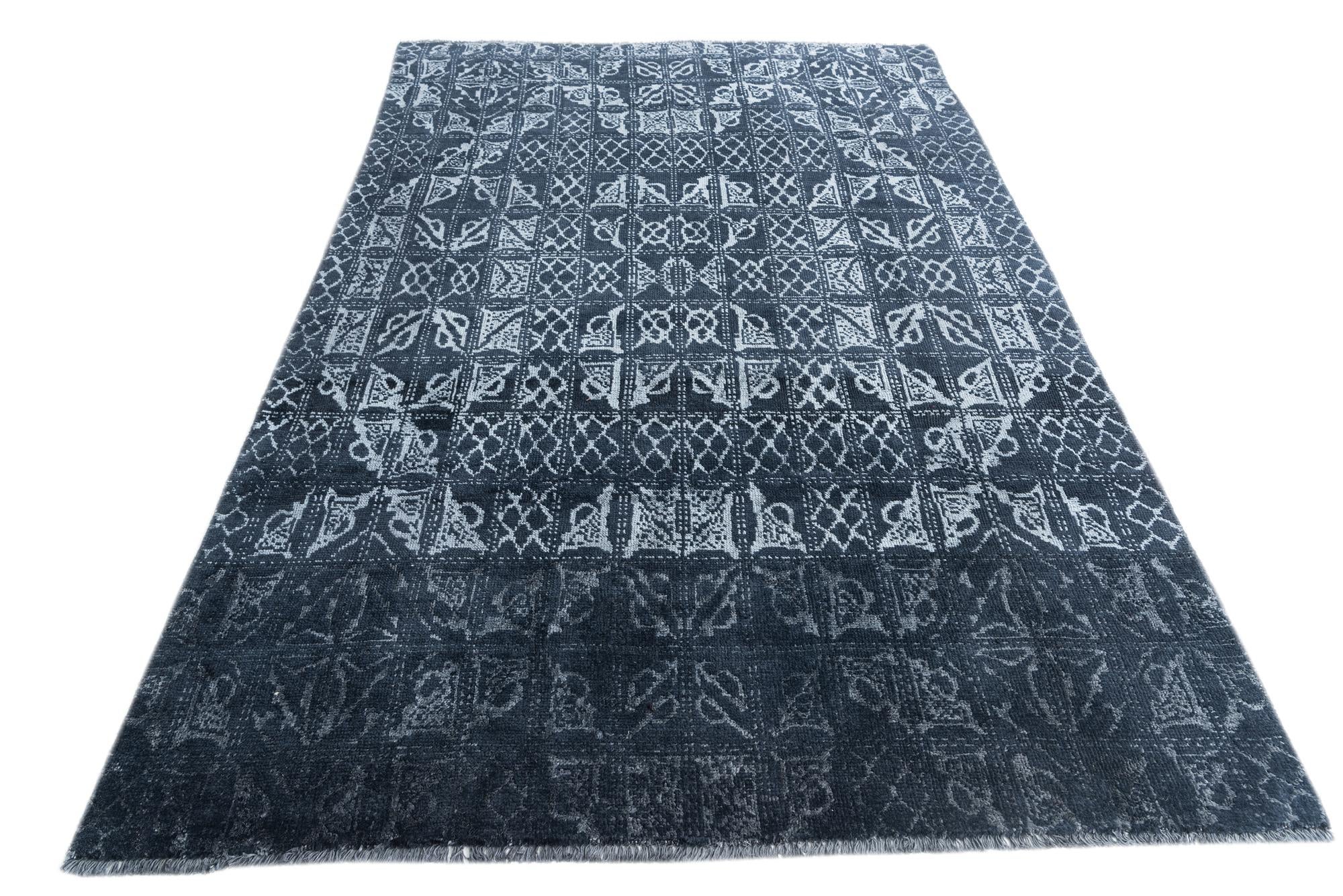 5' 10 x 9' Hand Knotted Moroccan Rug