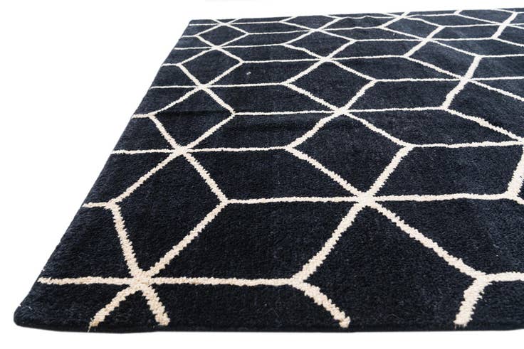 Detail image of 6' 8 x 10' 4 Hand Knotted Moroccan Wool Rug