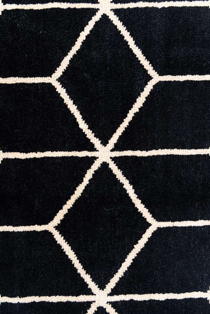 6' 8 x 10' 4 Hand Knotted Moroccan Wool Rug