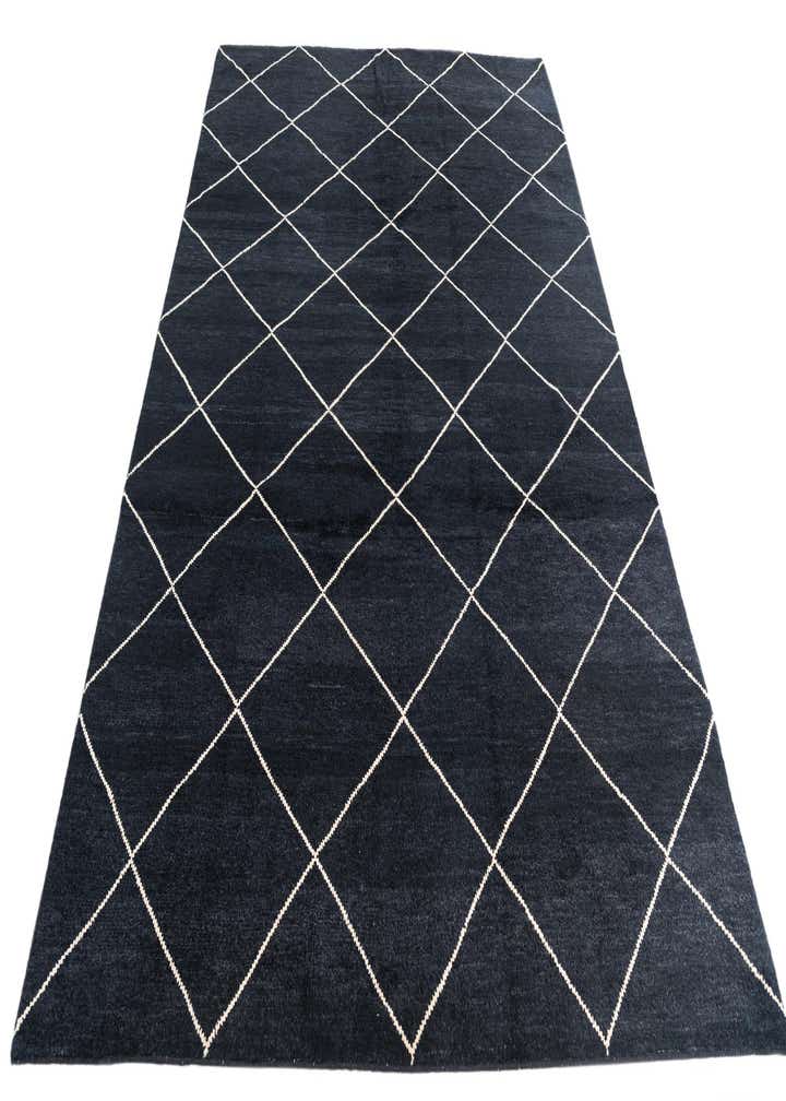 6' 8 x 10' Hand Knotted Moroccan Wool Rug