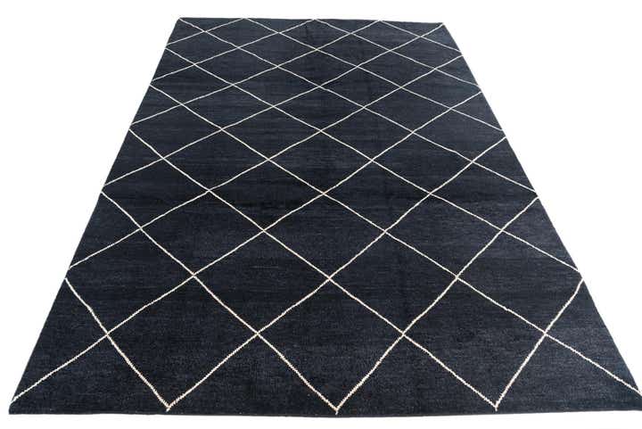 6' 8 x 10' Hand Knotted Moroccan Wool Rug