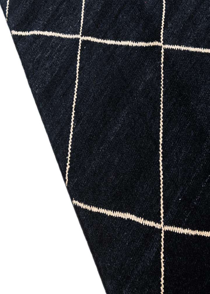 6' 8 x 10' Hand Knotted Moroccan Wool Rug