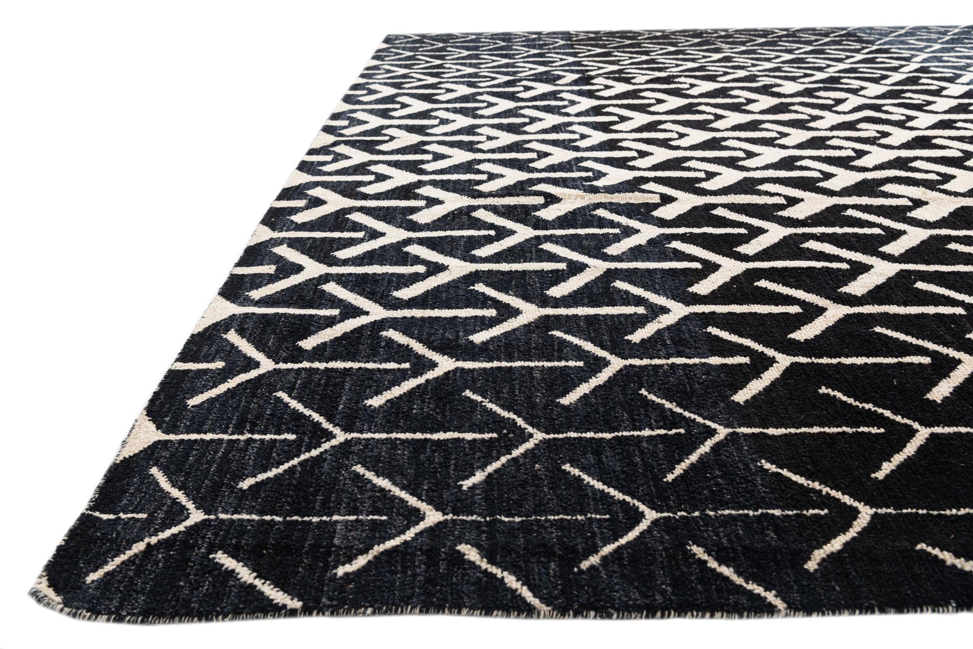 Black 9' 2 x 12' Hand Knotted Moroccan Wool Rug | Rugs.com