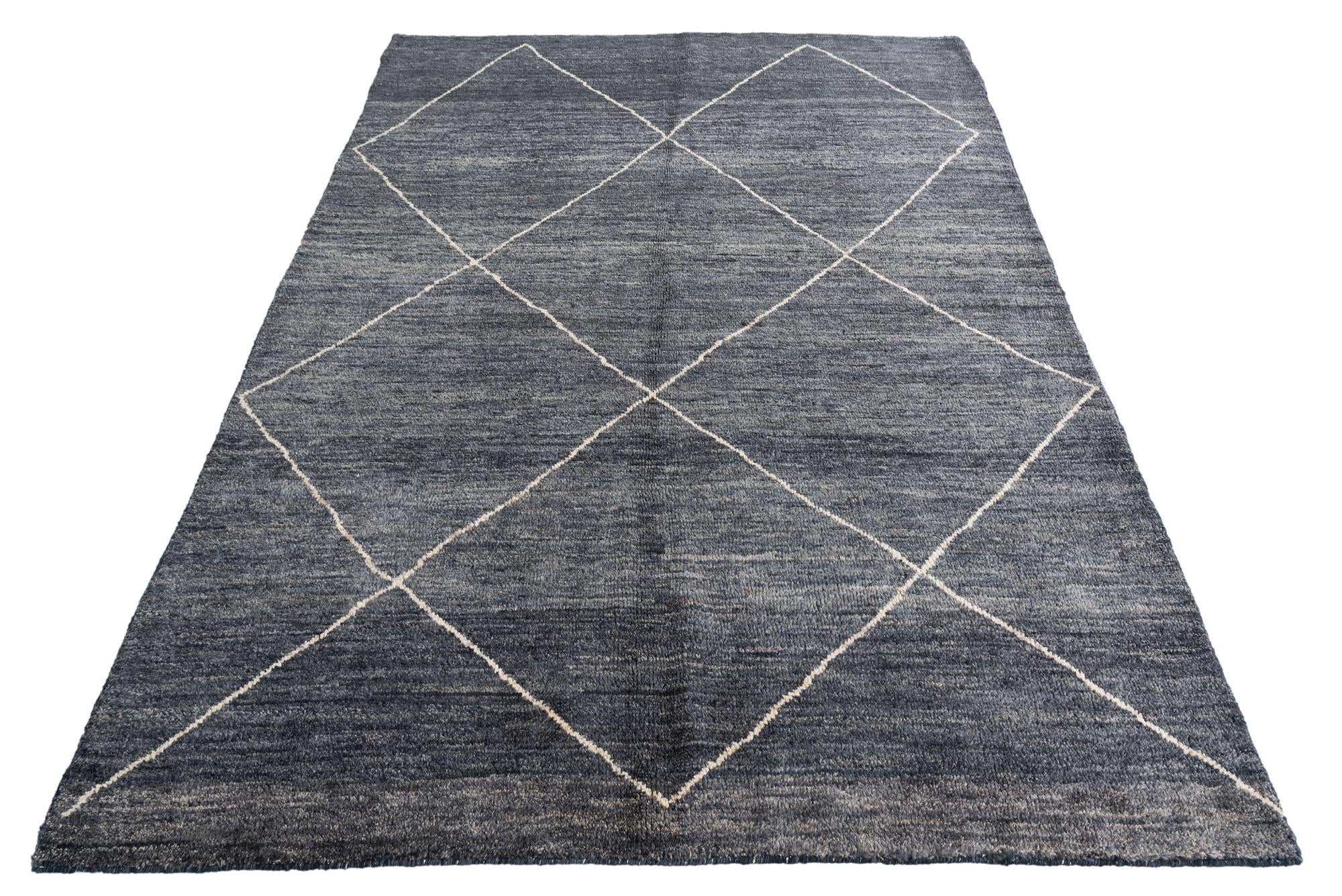 5' 9 x 8' Hand Knotted Moroccan Wool Rug