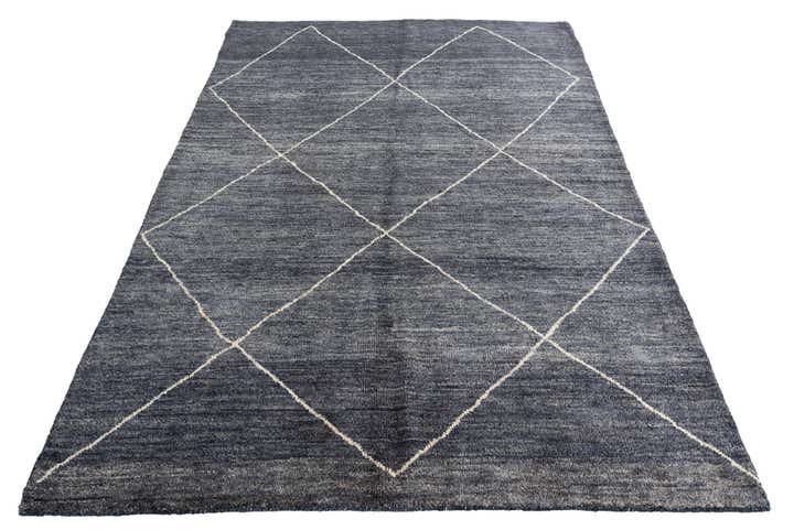 5' 9 x 8' Hand Knotted Moroccan Wool Rug