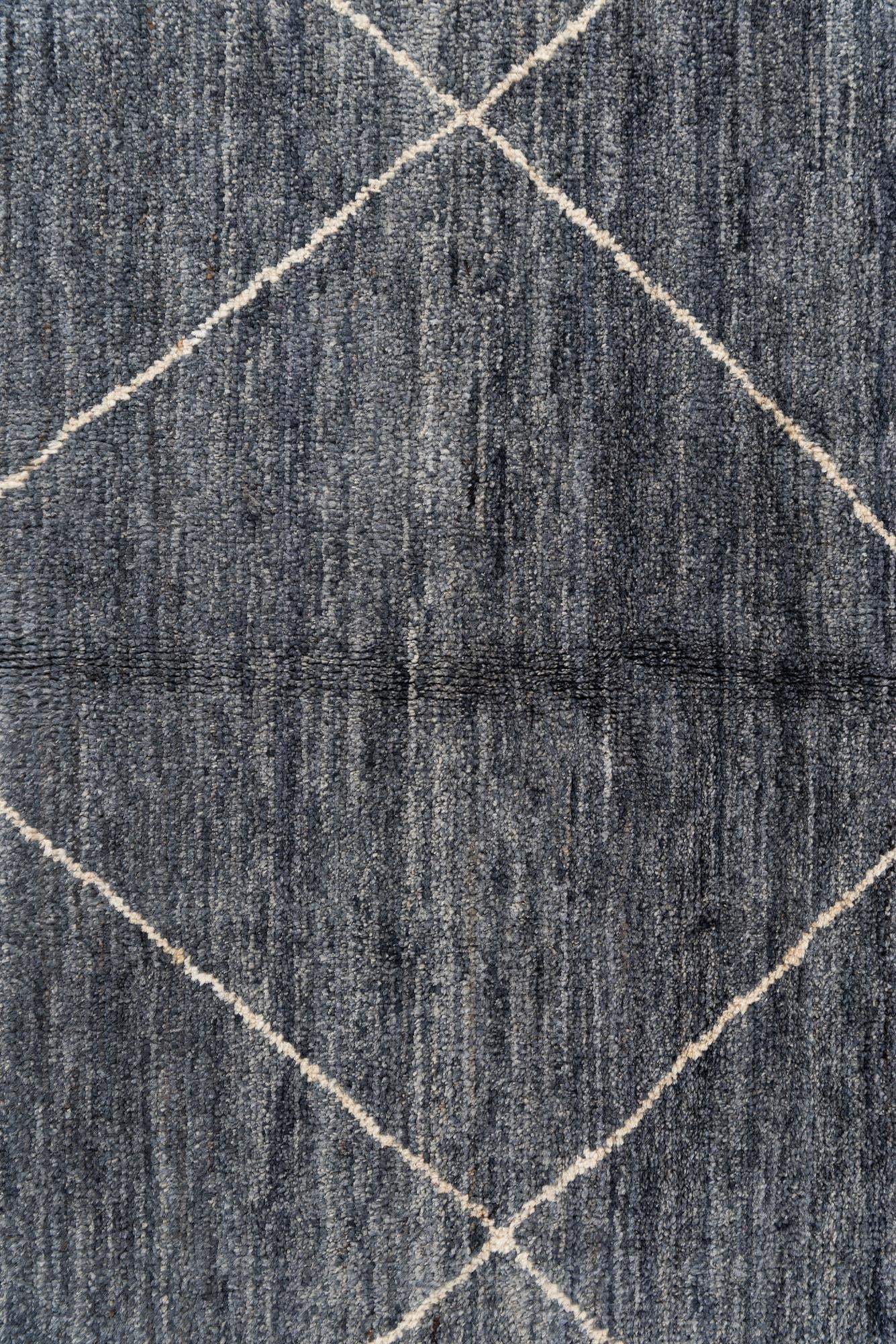 5' 9 x 8' Hand Knotted Moroccan Wool Rug