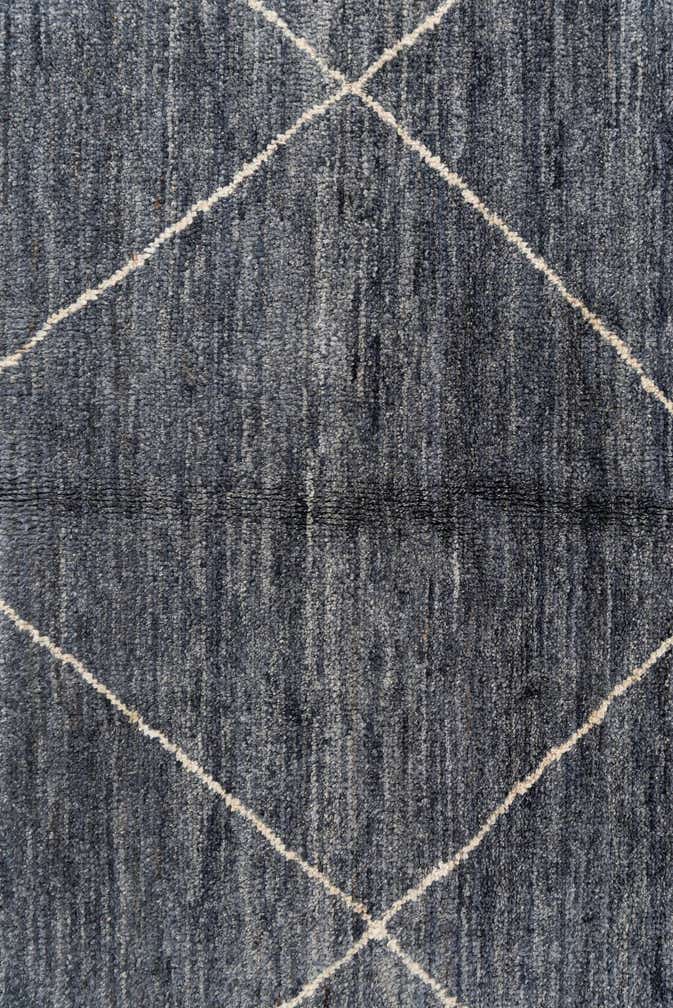 5' 9 x 8' Hand Knotted Moroccan Wool Rug