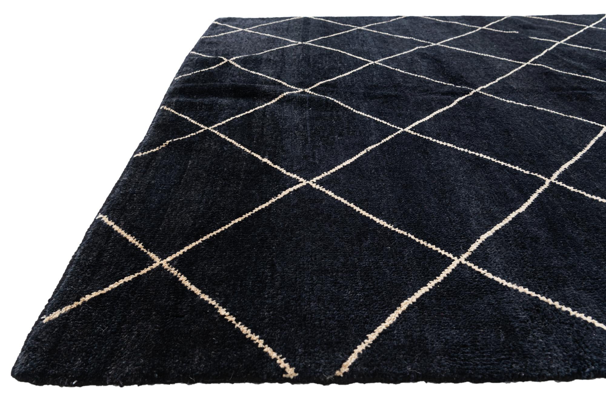 5' 7 x 8' 4 Hand Knotted Moroccan Wool Rug