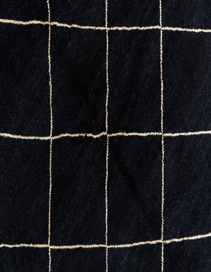 Detail image of 5' 7 x 8' 4  Hand Knotted Moroccan Wool Rug