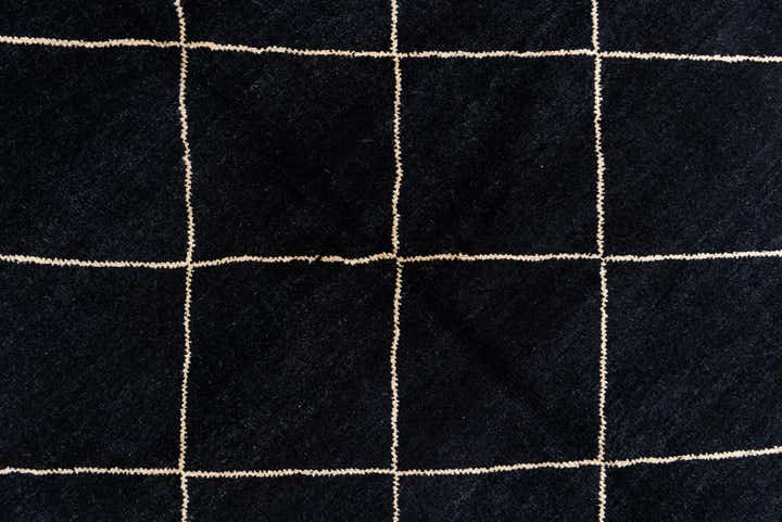 5' 7 x 8' 4 Hand Knotted Moroccan Wool Rug
