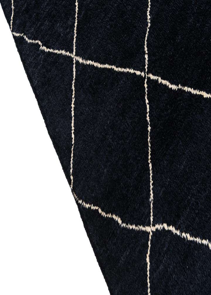 5' 6 x 8' 3 Hand Knotted Moroccan Wool Rug