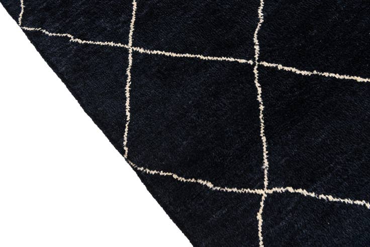 Detail image of 5' 6 x 8' 3 Hand Knotted Moroccan Wool Rug