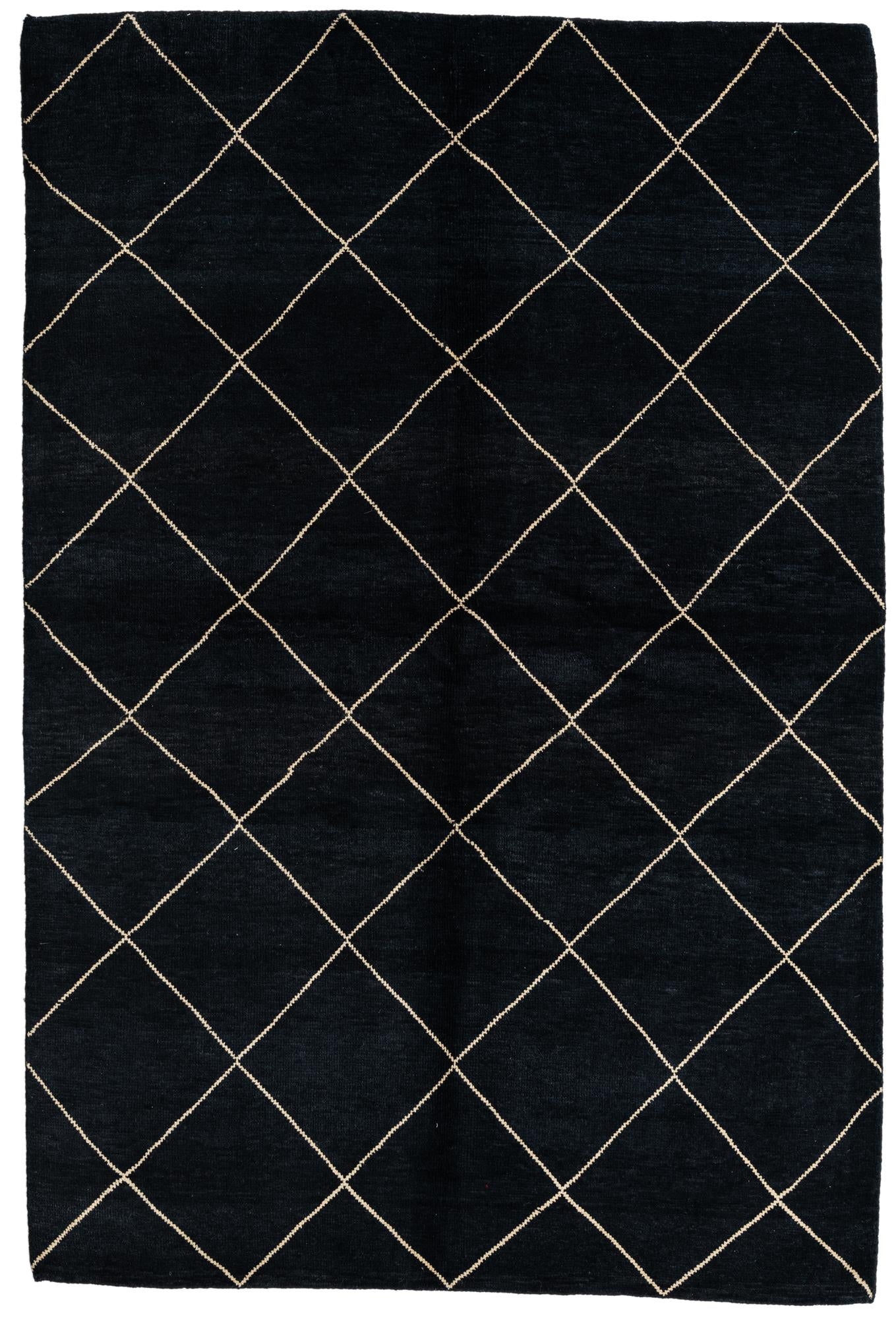 5' 7 x 8' 3 Hand Knotted Moroccan Wool Rug