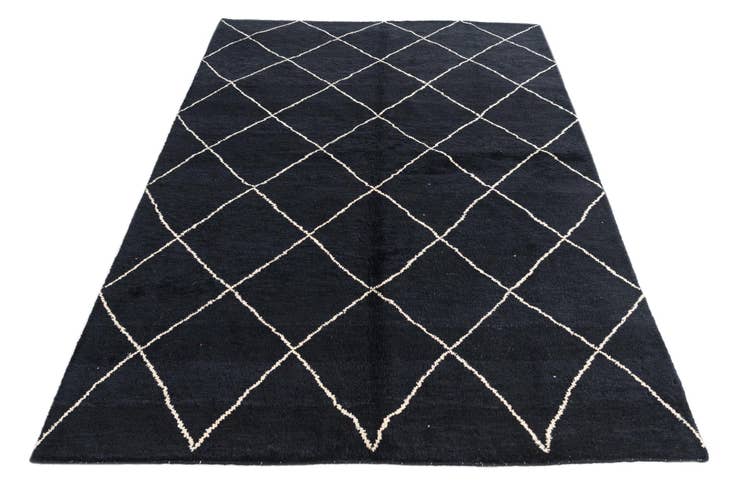 Detail image of 5' 7 x 8' Hand Knotted Moroccan Wool Rug