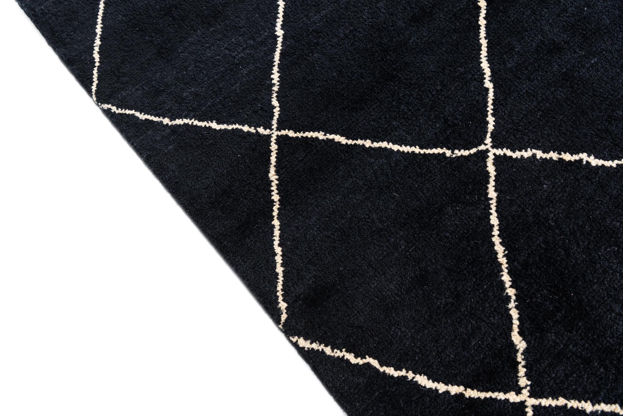 5' 7 x 8' Hand Knotted Moroccan Wool Rug