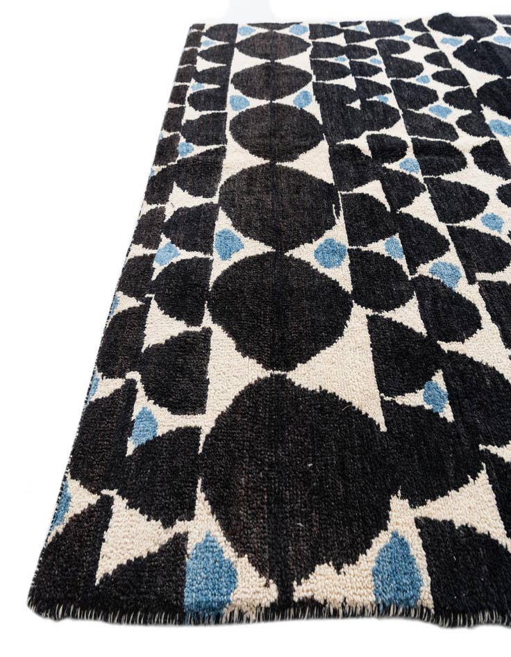 Detail image of 5' 8 x 8' 3  Hand Knotted Moroccan Wool Rug