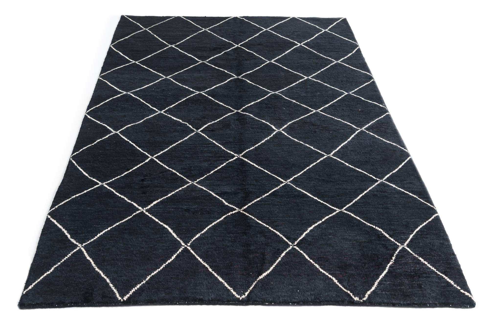5' 6 x 7' 7 Hand Knotted Moroccan Wool Rug