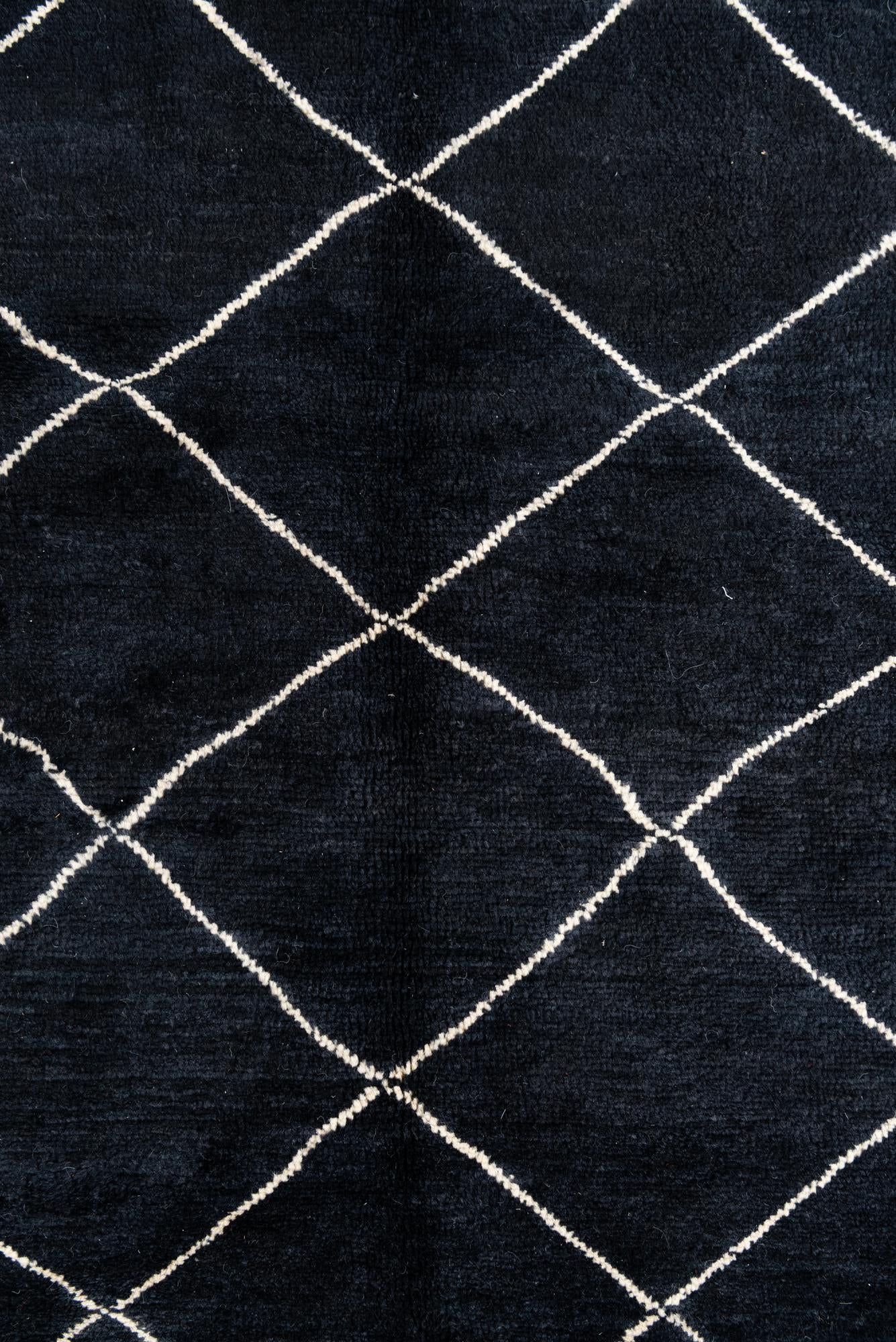 5' 6 x 7' 7 Hand Knotted Moroccan Wool Rug