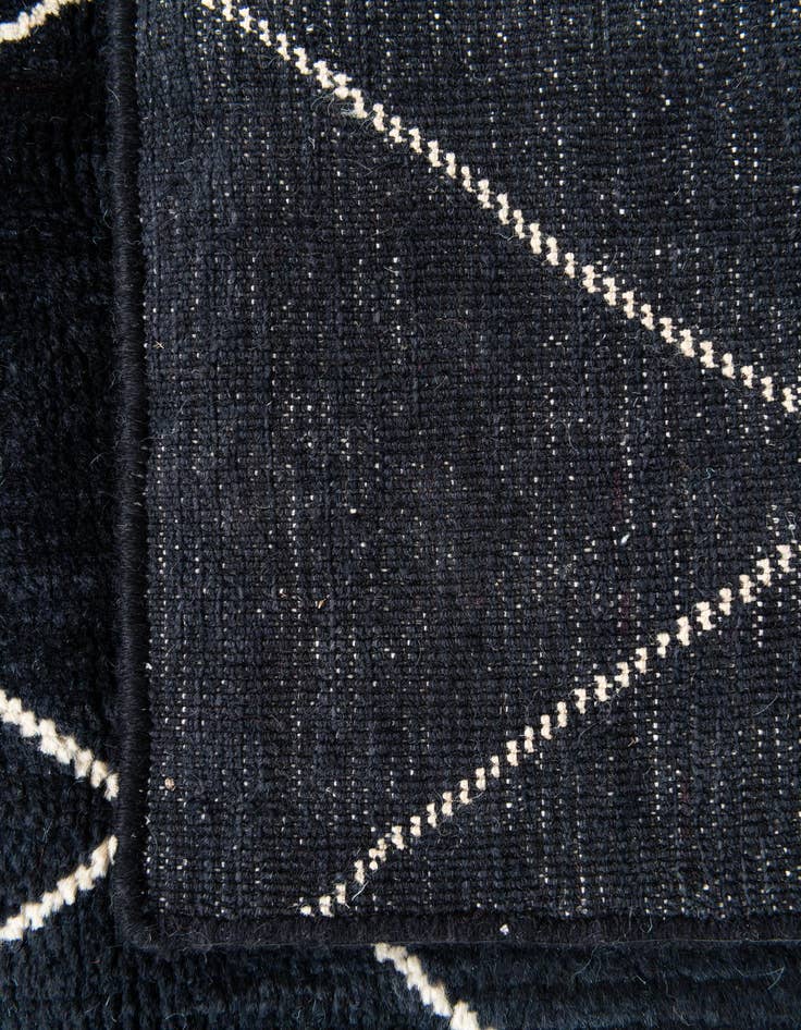 Detail image of 5' 6 x 7' 7  Hand Knotted Moroccan Wool Rug