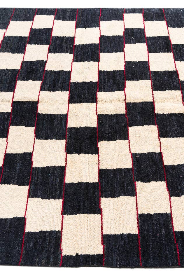 Detail image of 5' 2 x 6' 3 Hand Knotted Moroccan Wool Rug