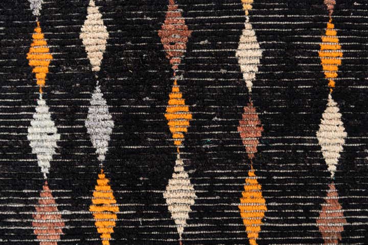4' 9 x 6' 8 Hand Knotted Moroccan Wool Rug