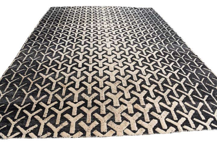 9' 1 x 11' 10 Hand Knotted Moroccan Wool Rug
