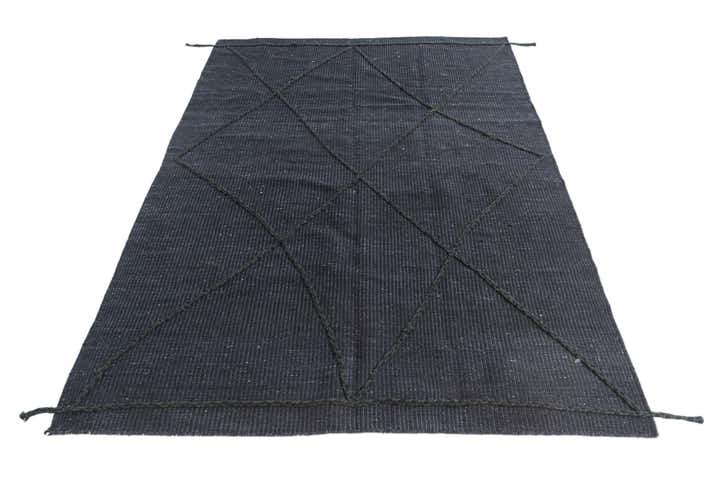 5' 5 x 8' Hand Knotted Moroccan Wool Rug