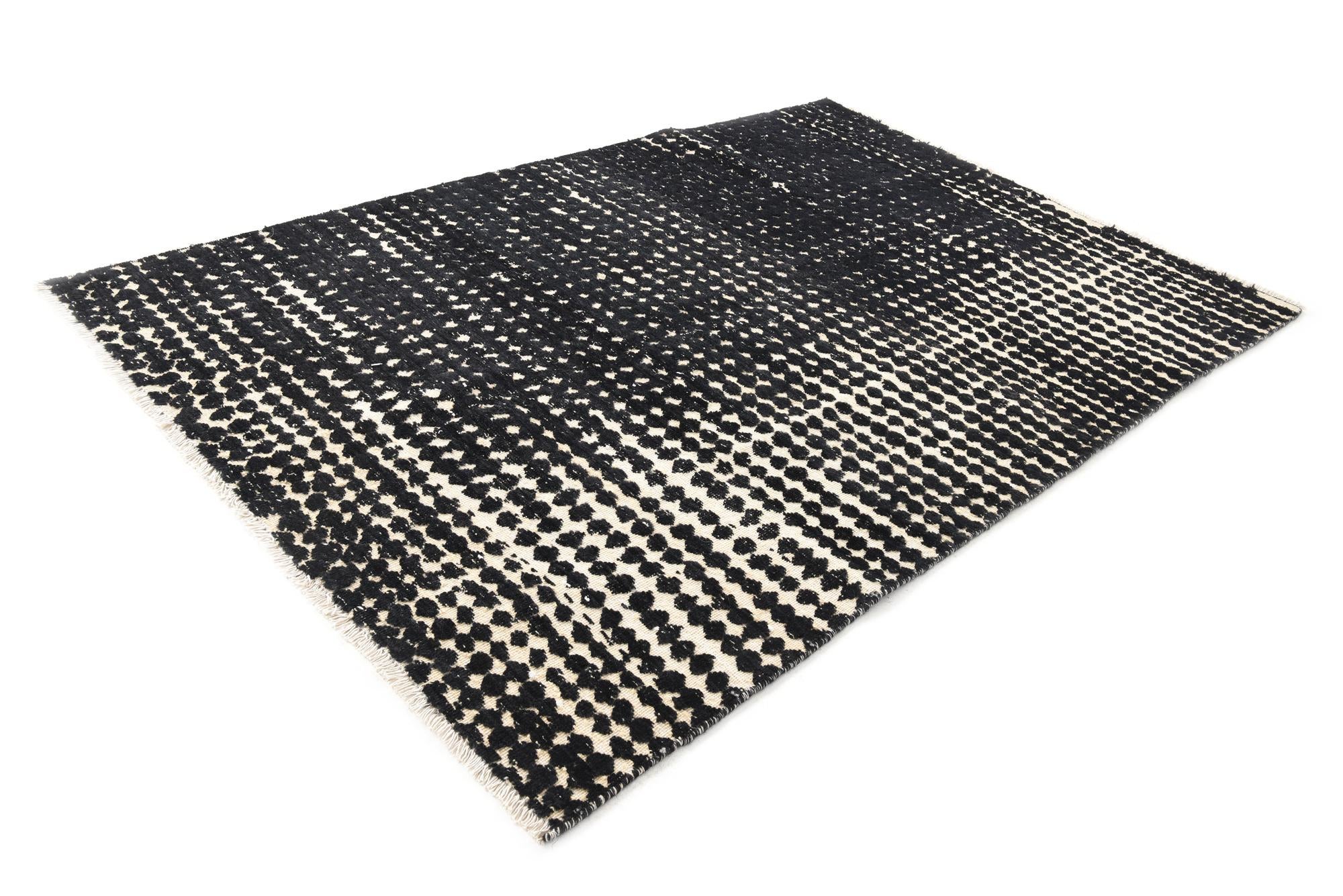 5' 6 x 8' 1 Hand Knotted Moroccan Wool Rug