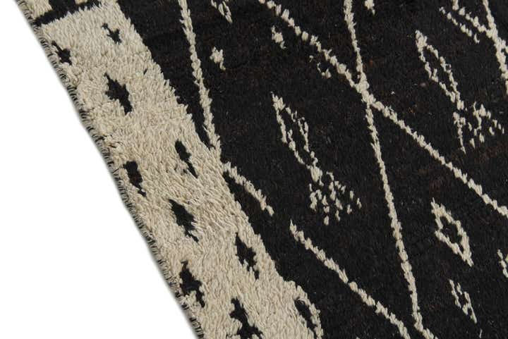 5' 3 x 8' 3 Hand Knotted Moroccan Wool Rug