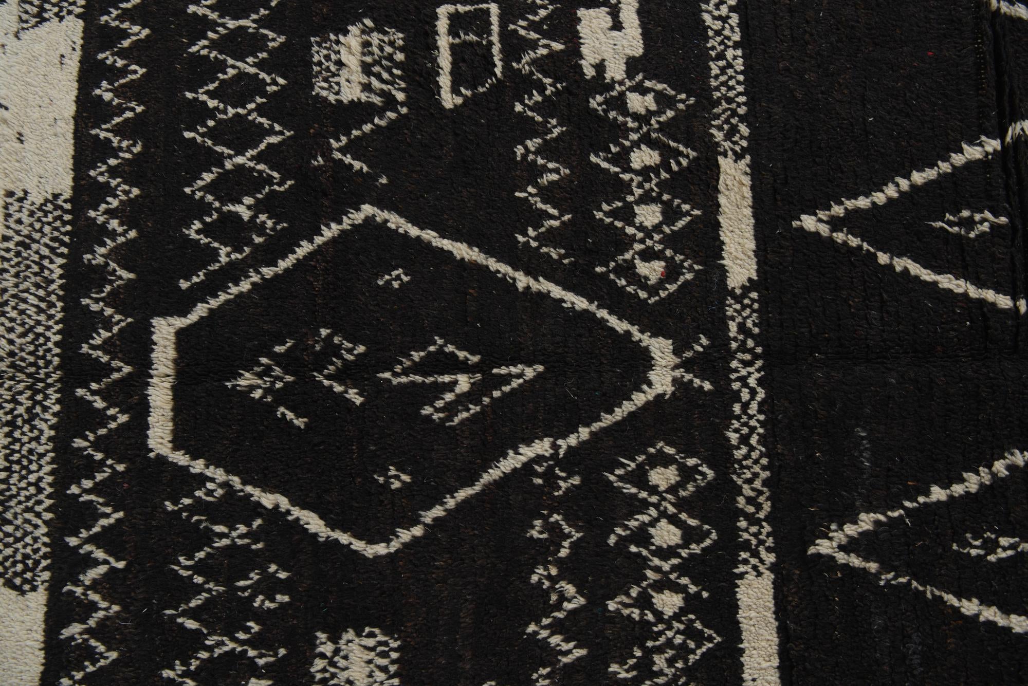 5' 3 x 8' 3 Hand Knotted Moroccan Wool Rug