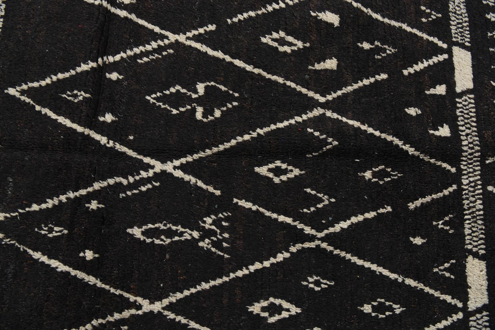 5' 3 x 8' 3 Hand Knotted Moroccan Wool Rug