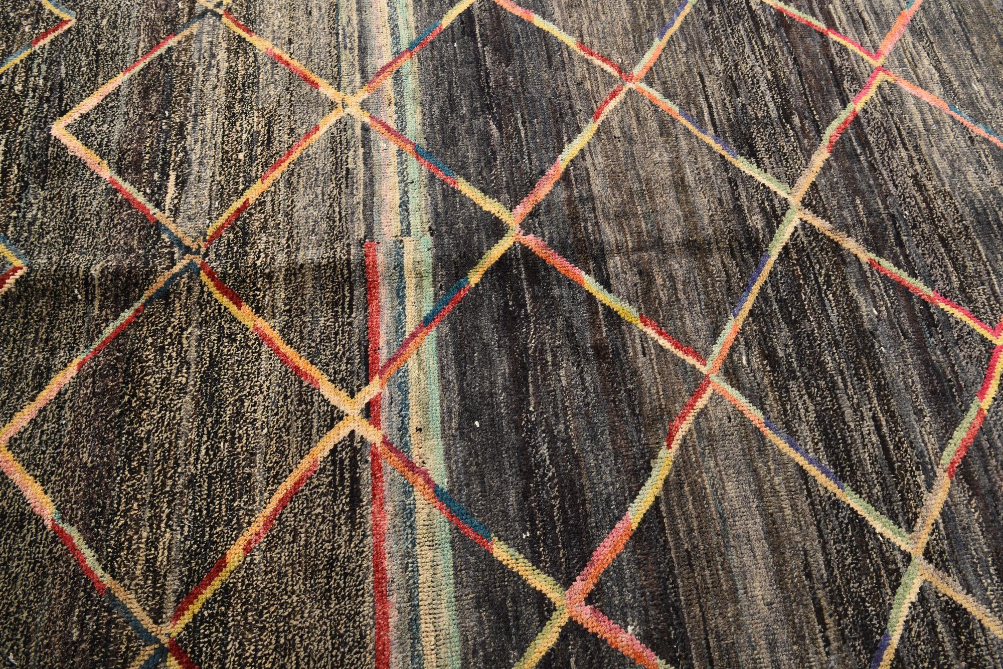 5' 6 x 8' 3 Hand Knotted Moroccan Wool Rug