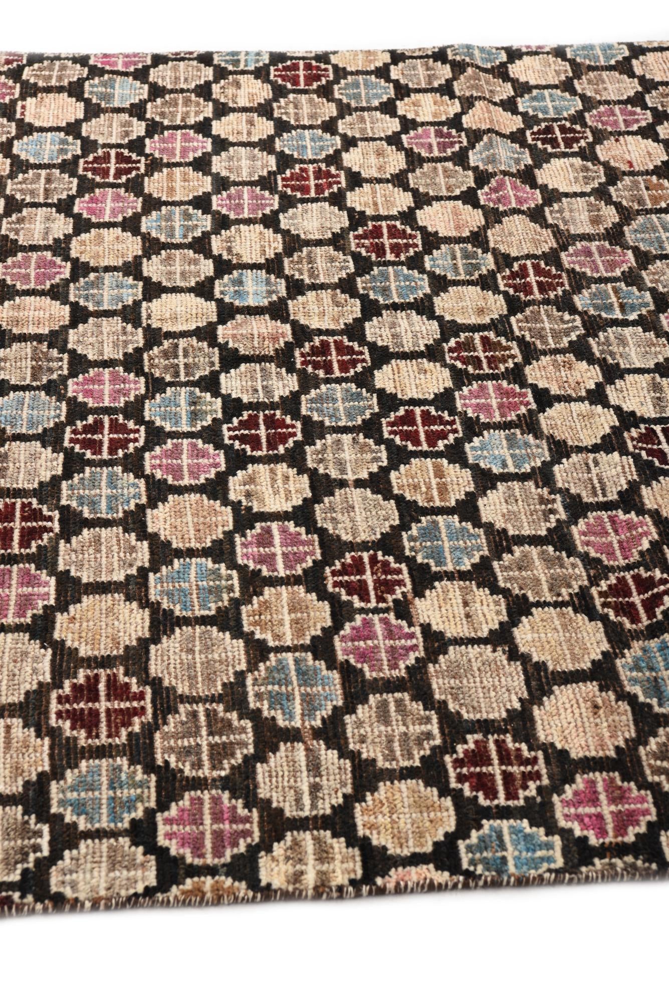 5' x 8' Hand Knotted Moroccan Wool Rug