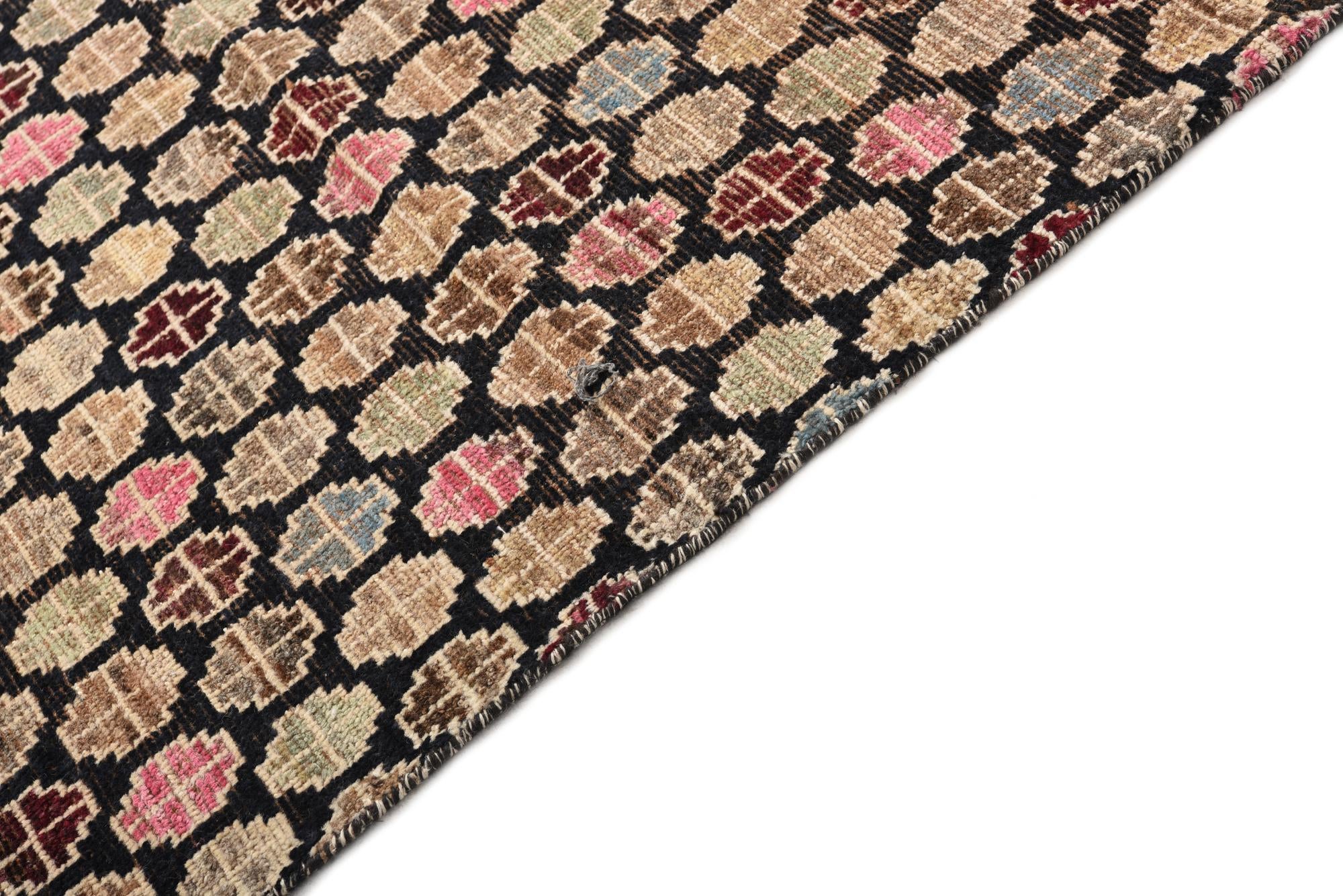 5' x 8' 2 Hand Knotted Moroccan Wool Rug