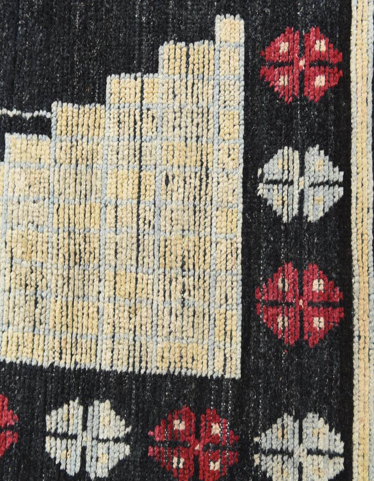 Detail image of 6' 9 x 9' 6  Hand Knotted Moroccan Wool Rug